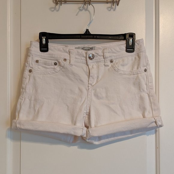 3/$20 / Seven7 / White Denim Shorts - Picture 1 of 8